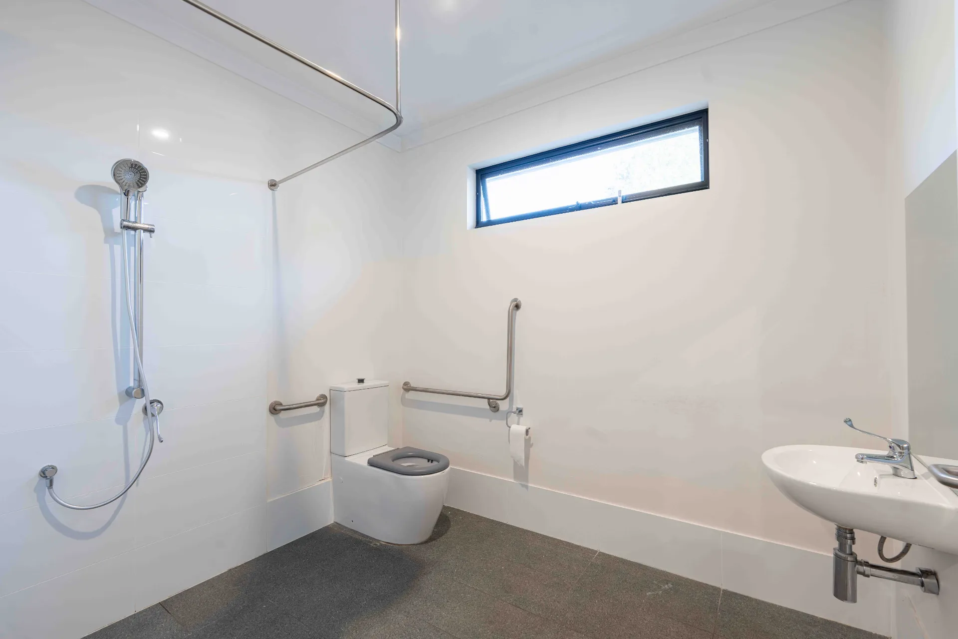 A-Beach Road — Home image 12