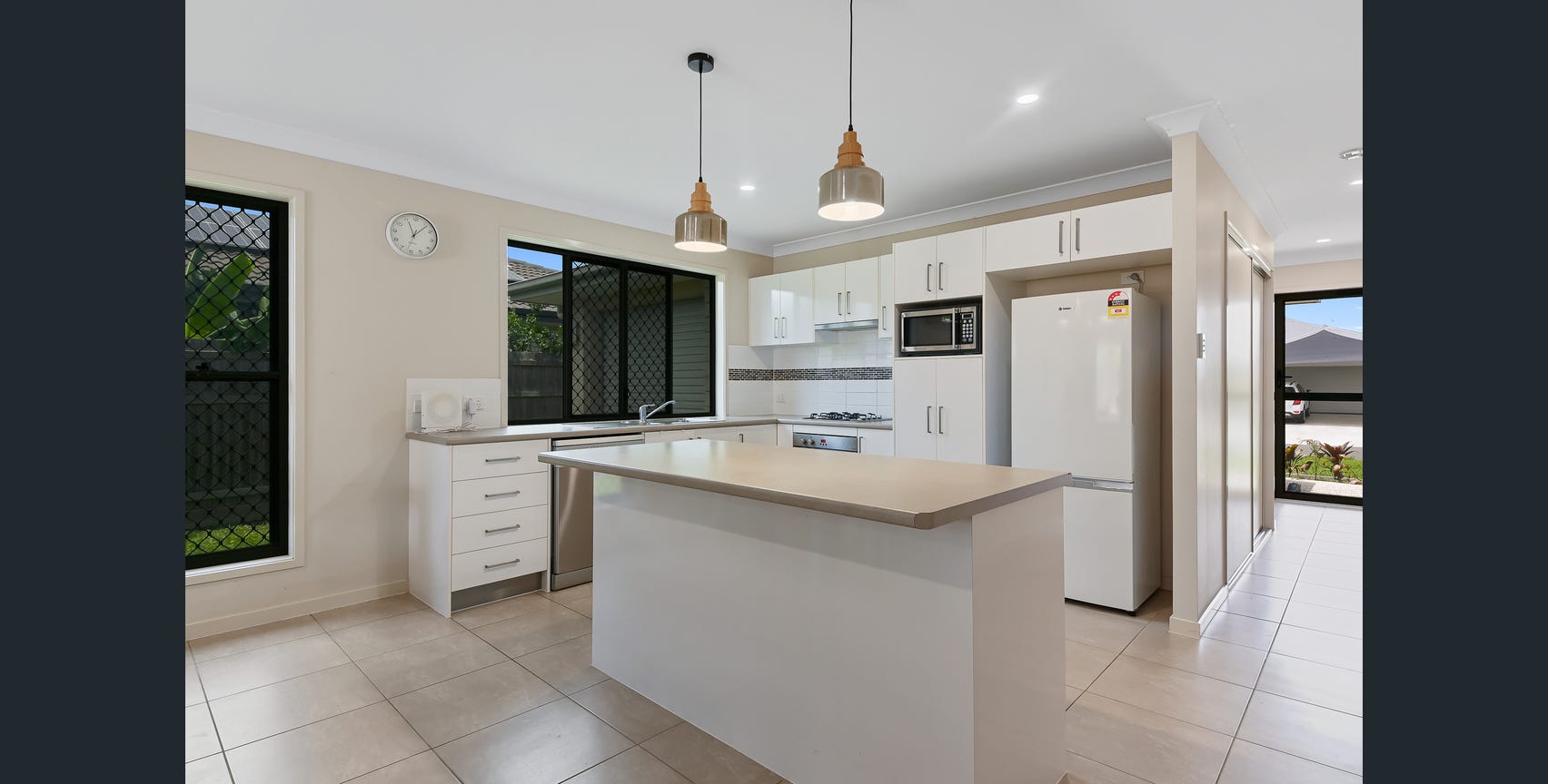 SIL house In Lawnton — Floorplan 1