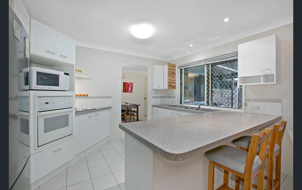Bottlebrush - SIL Vacancy for 1:3 in Birkdale — Home image 3