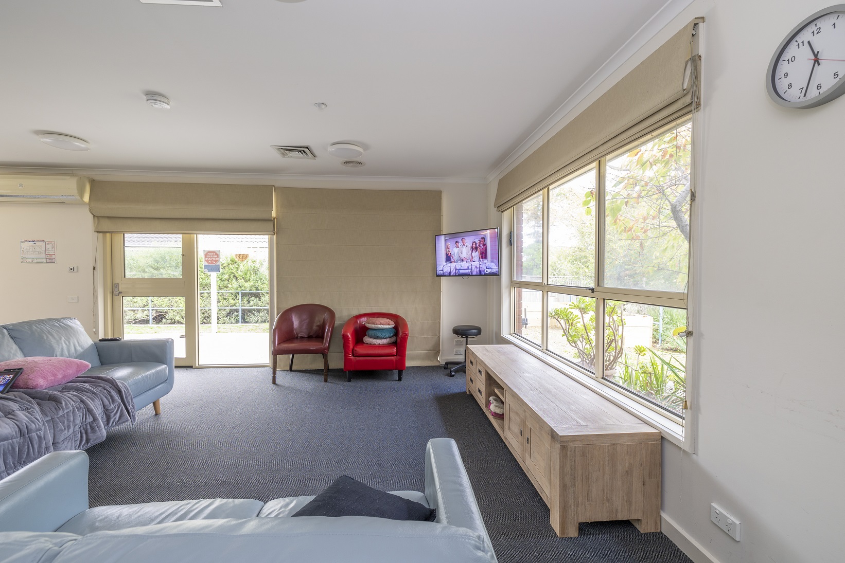 Spacious home in sought after Highton close to St Augustine's Lagoon. — Home image 3