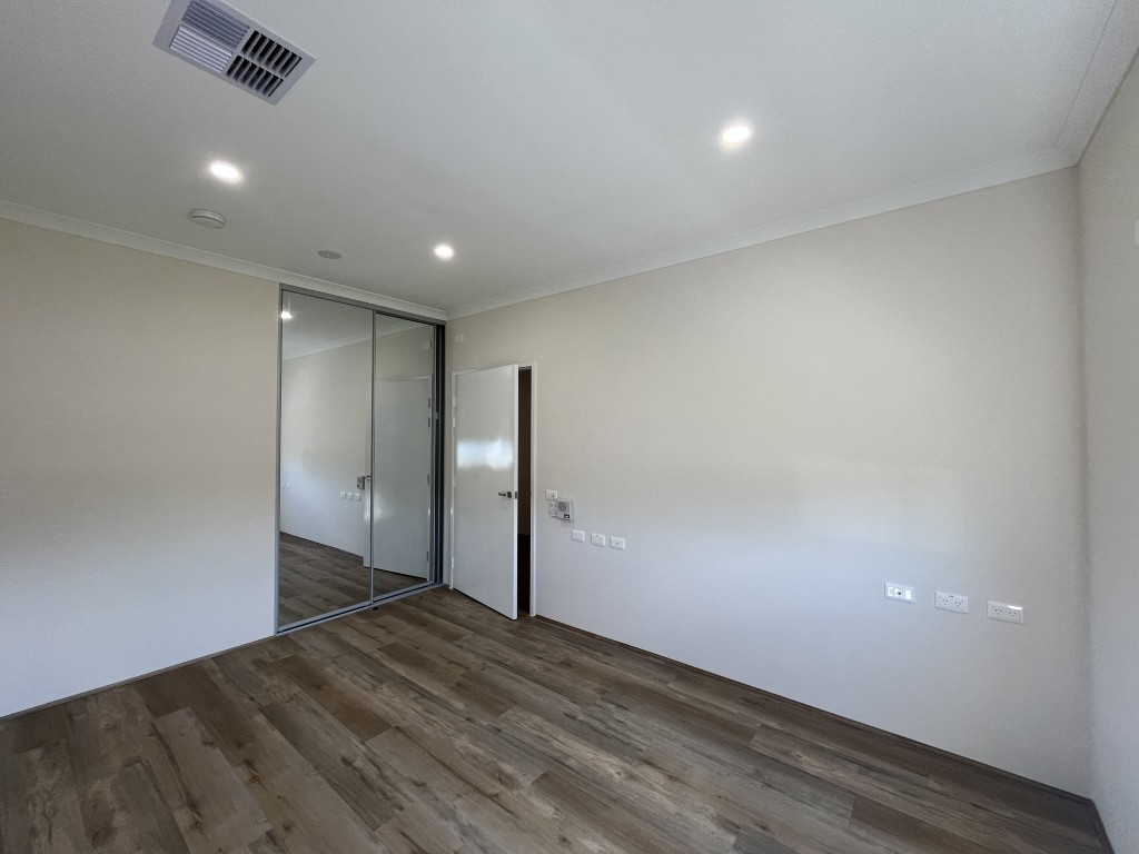 Madora Bay: Seaside Living Awaits - 3 Resident HPS Home — Home image 15