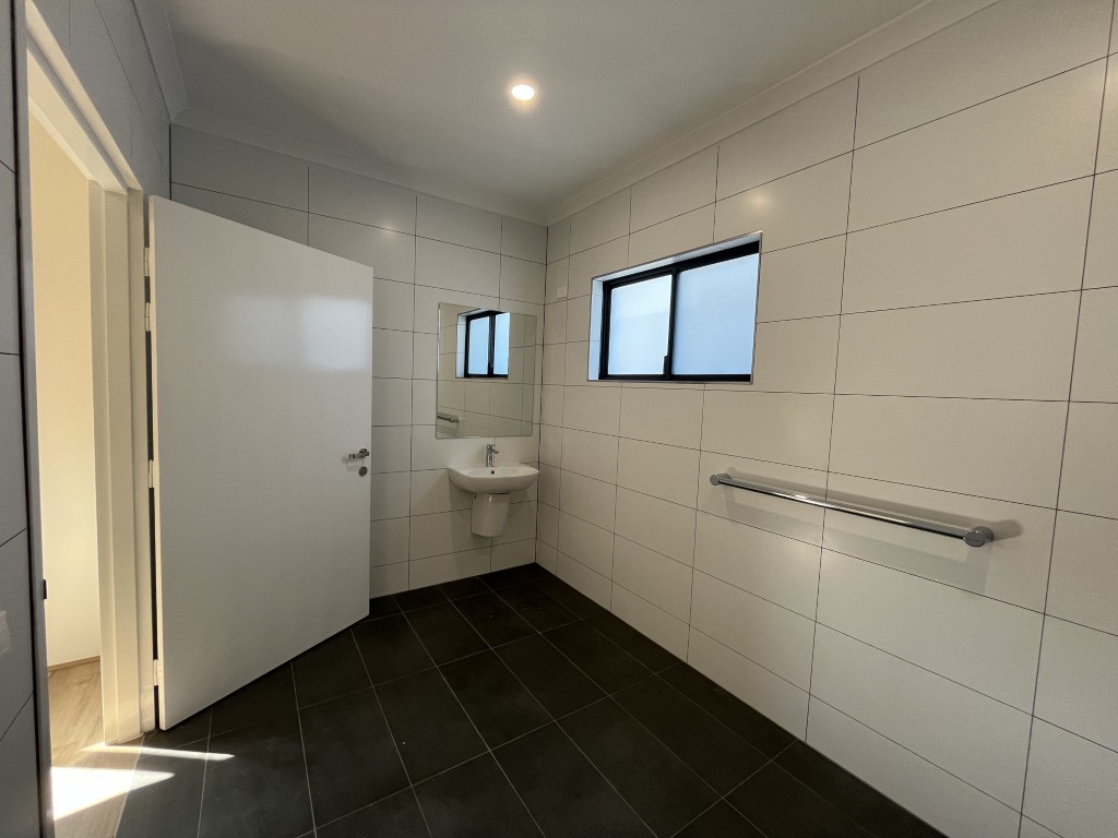 Madora Bay: Seaside Living Awaits - 3 Resident HPS Home — Home image 17