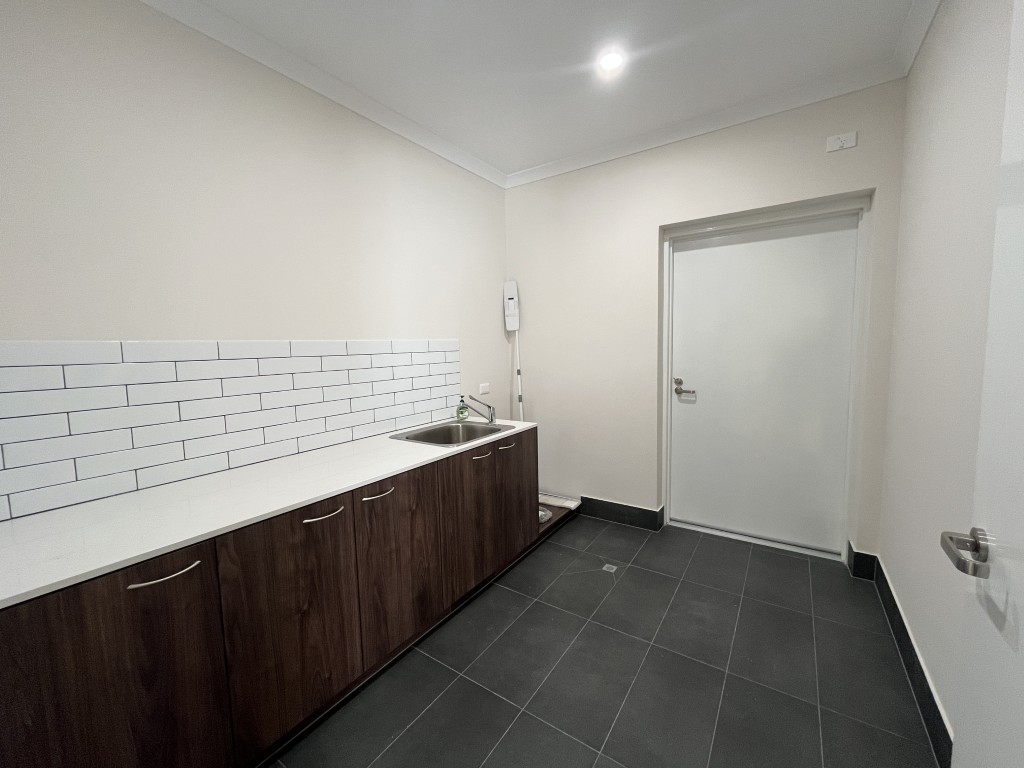 Madora Bay: Seaside Living Awaits - 3 Resident HPS Home — Home image 20