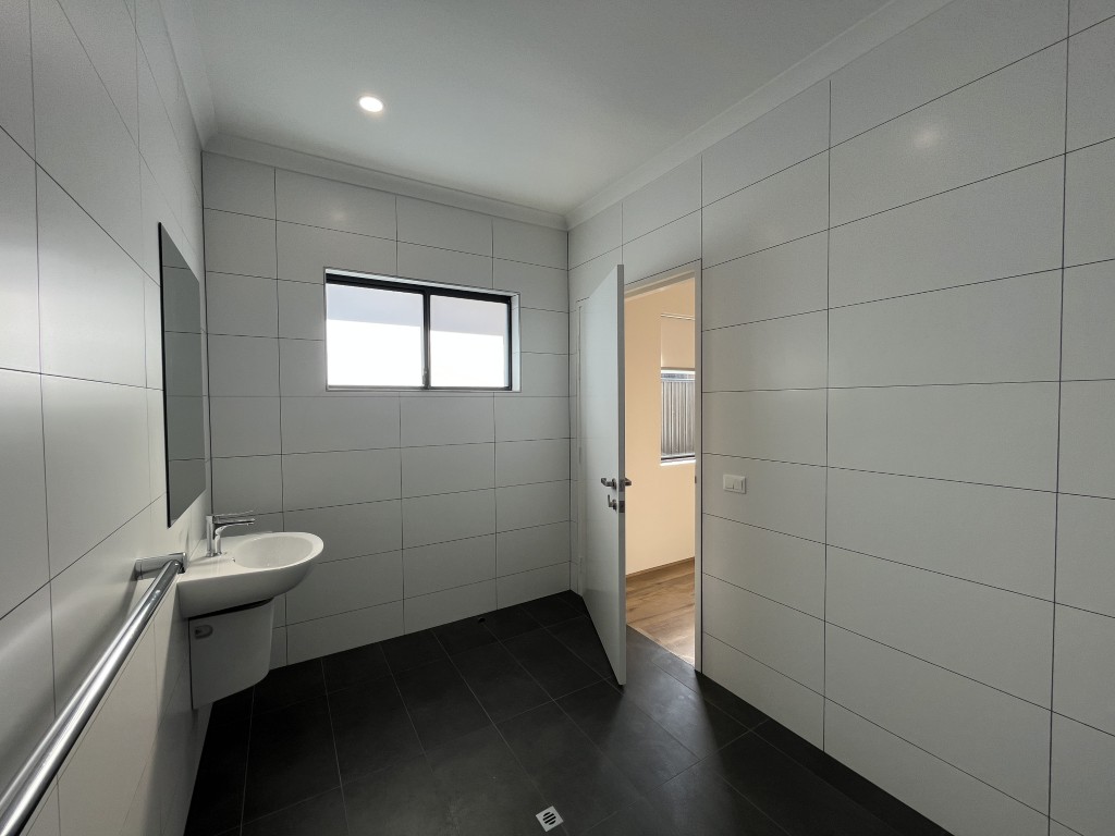 Madora Bay: Seaside Living Awaits - 3 Resident HPS Home — Home image 22