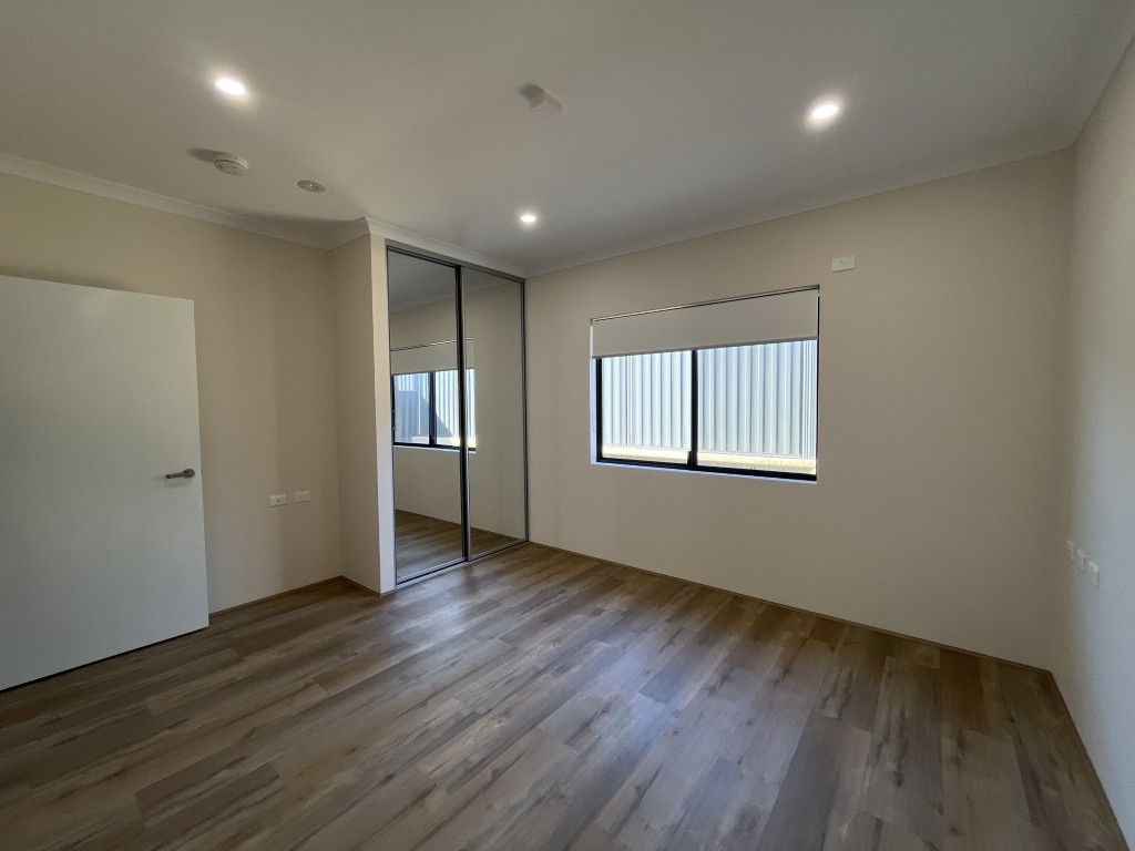 Madora Bay: Seaside Living Awaits - 3 Resident HPS Home — Home image 23