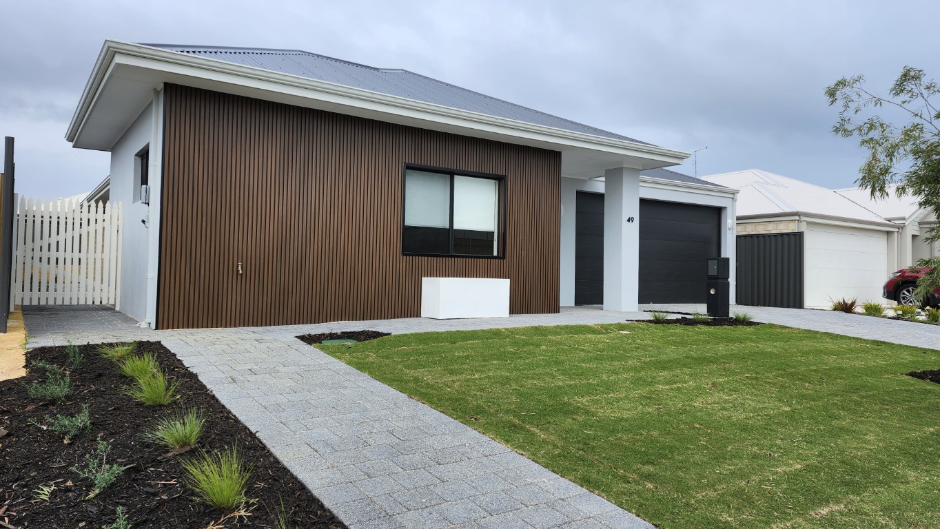 Madora Bay: Seaside Living Awaits - 3 Resident HPS Home — Home image 5