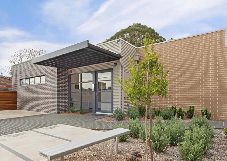 Studio Apartments - Fennell Bay — Home image 8