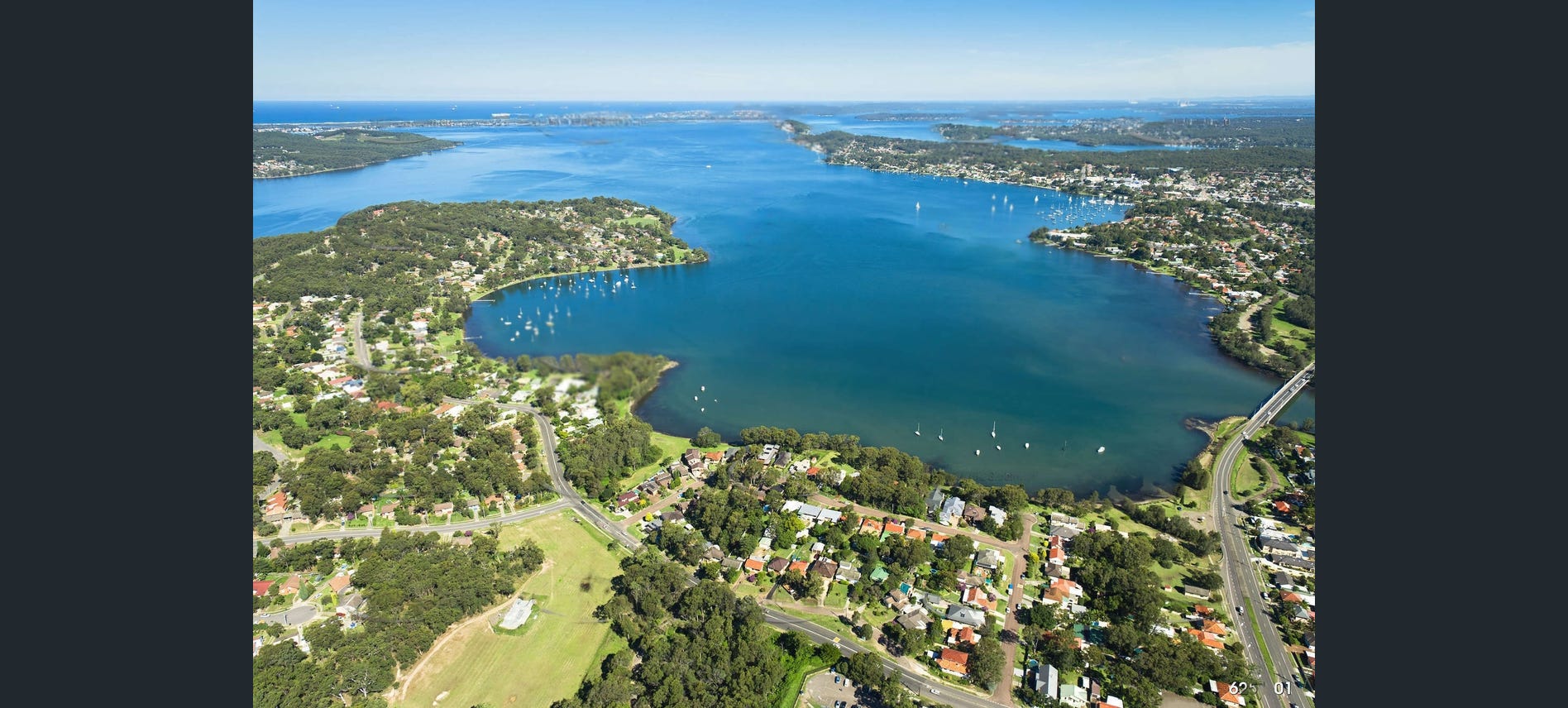 Studio Apartments - Fennell Bay — Home image 9