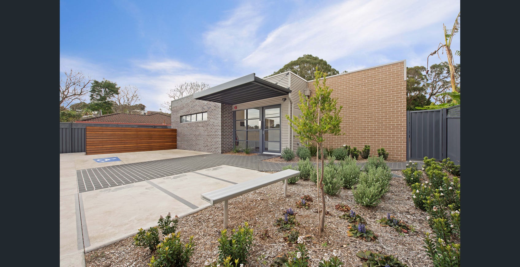 Studio Apartments - Fennell Bay — Home image 10