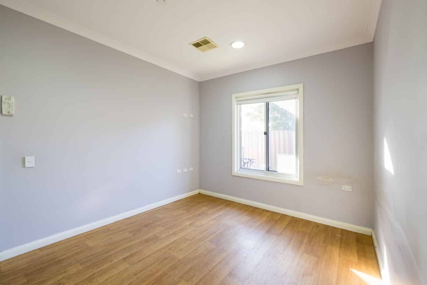 Self-Contained 3 bedroom shared villa in Cambridge Park — Home image 7