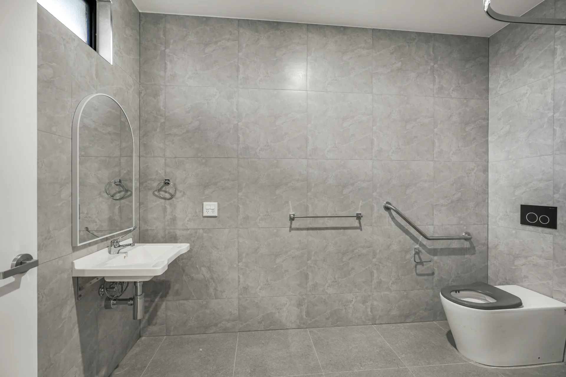 P 133 image 10