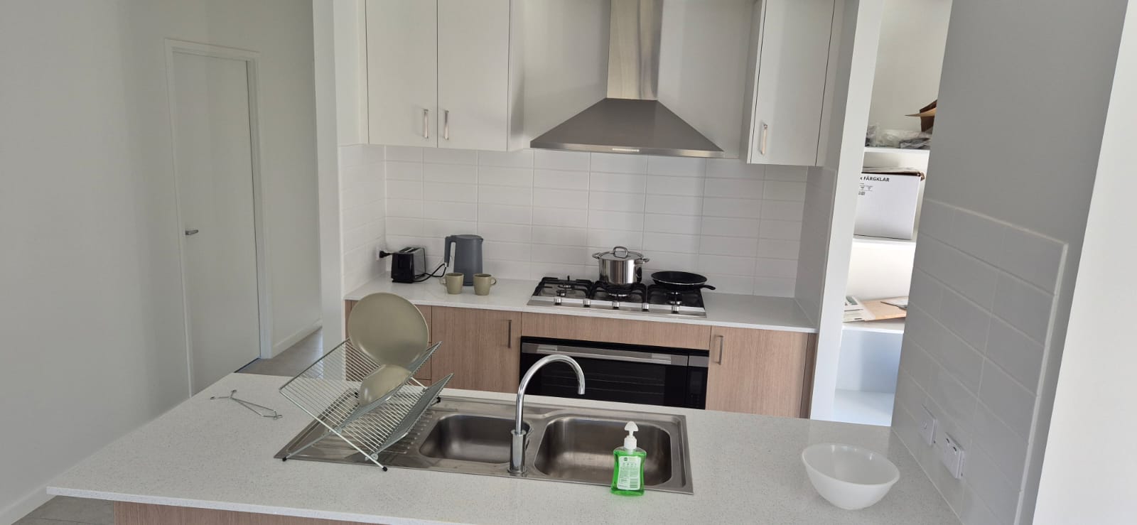 3 Bedroom Men's SIL House in Redland Bay near park — Home image 7