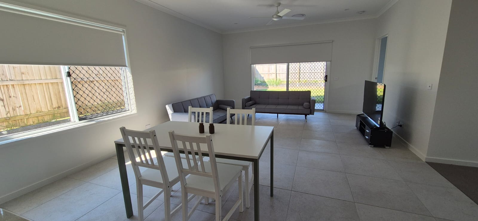 3 Bedroom Men's SIL House in Redland Bay near park — Home image 8