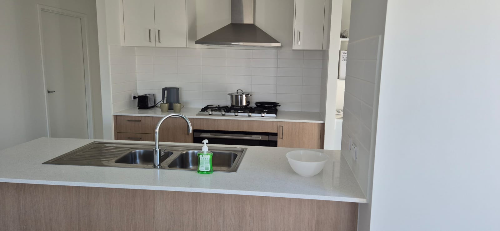 3 Bedroom Men's SIL House in Redland Bay near park — Home image 9