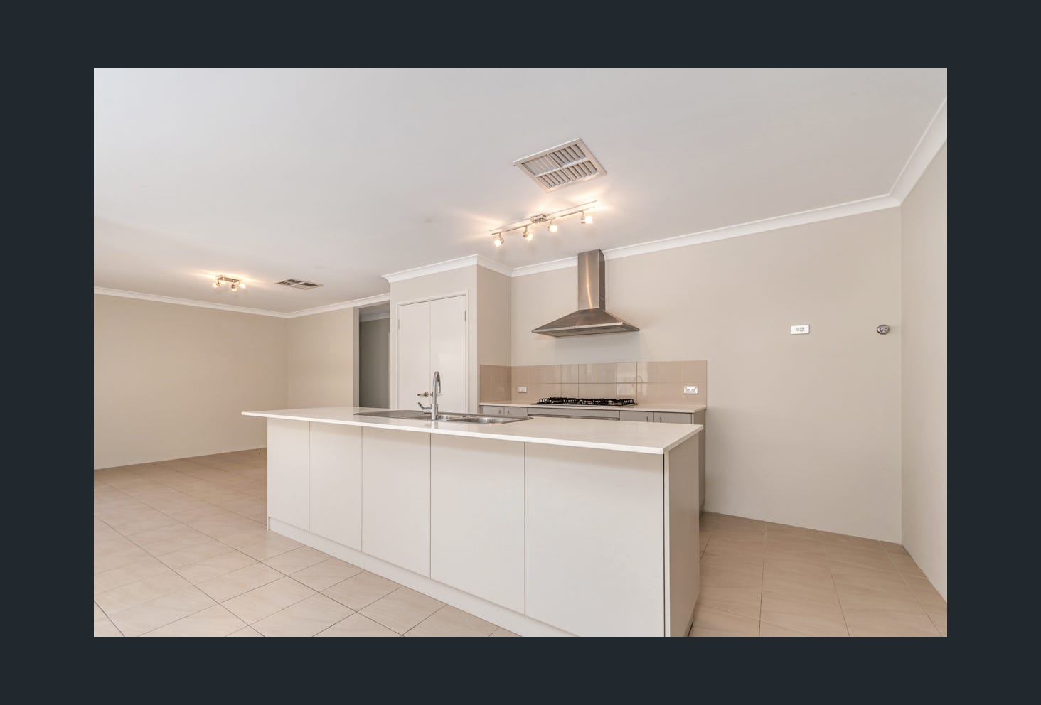Butler Shared Accomodation for ILO,STA,MTA,SIL — Home image 4