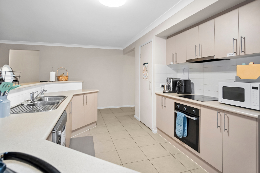SIL: Pacific Pines, QLD — Home image 2
