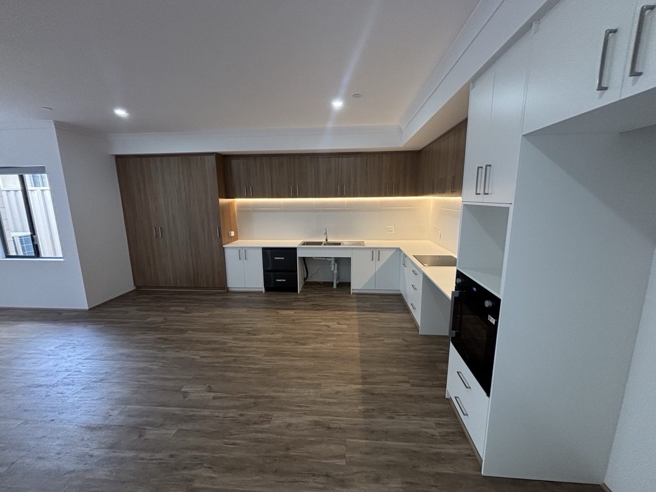 Amazing New SDA in Kwinana — Home image 4