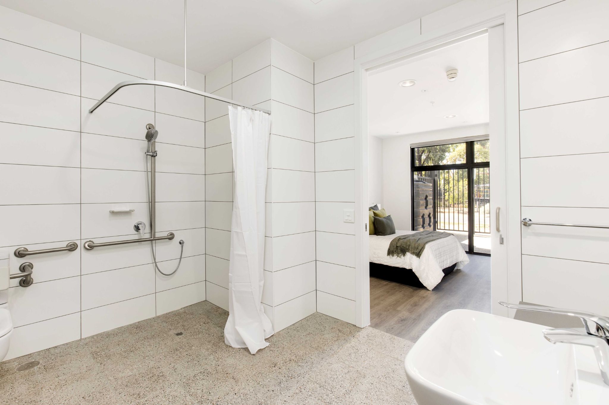 High Quality SDA/MTA Apartments in the heart of Salisbury 1 VACANCY AVAILABLE! — Home image 2