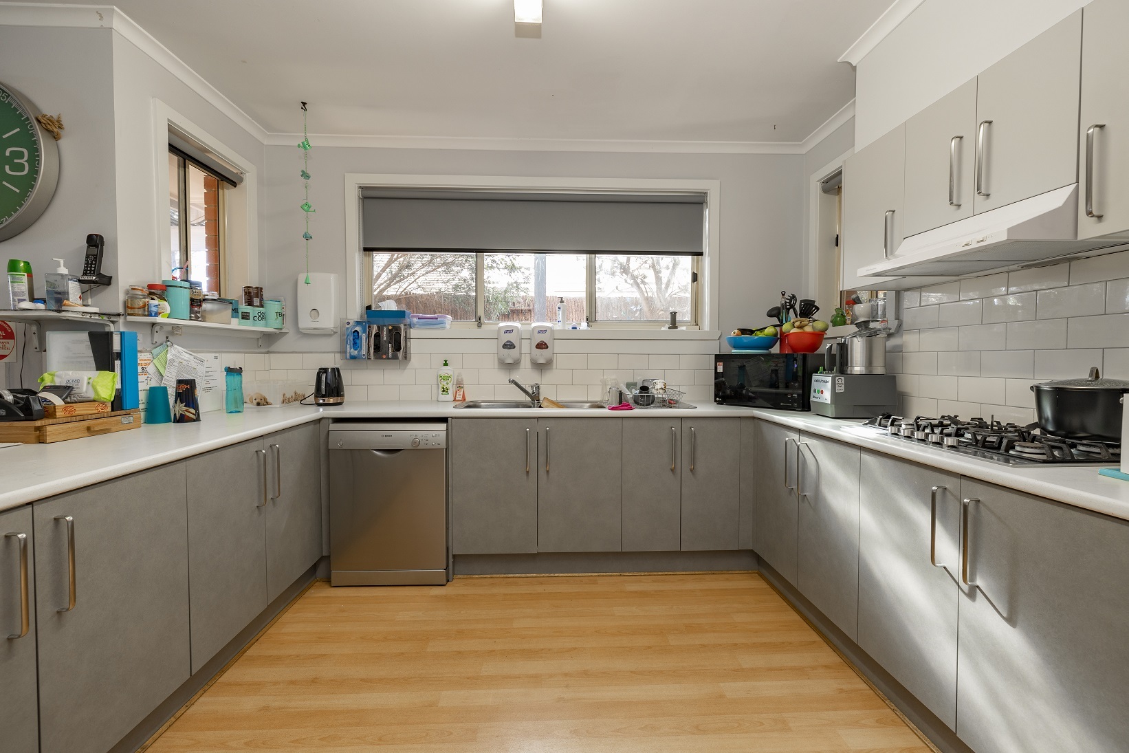 Spacious and tranquilent living in Deer Park with friendly housemates. — Home image 6