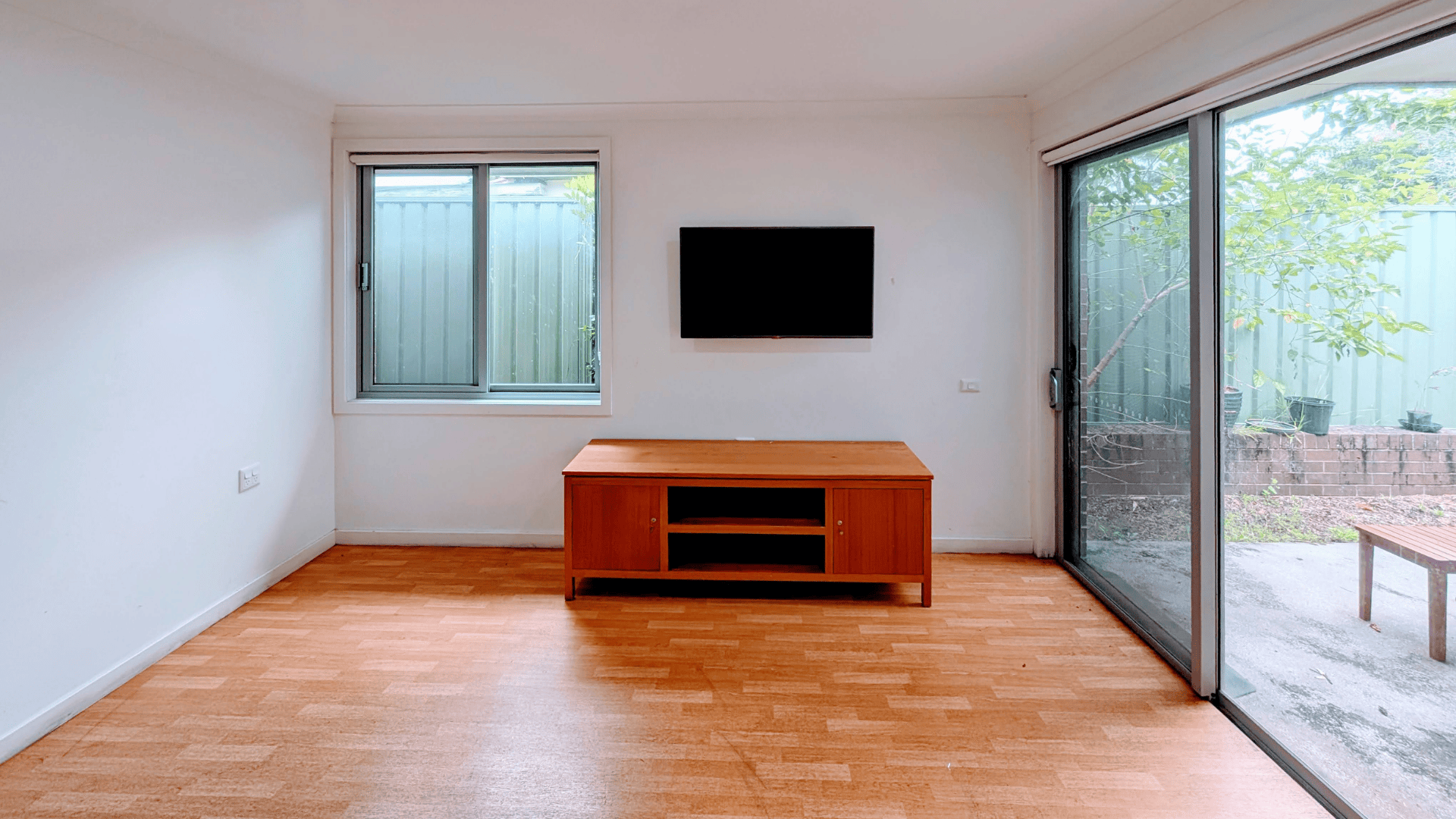 Asquith – shared 5-bedroom all male home — Home image 2