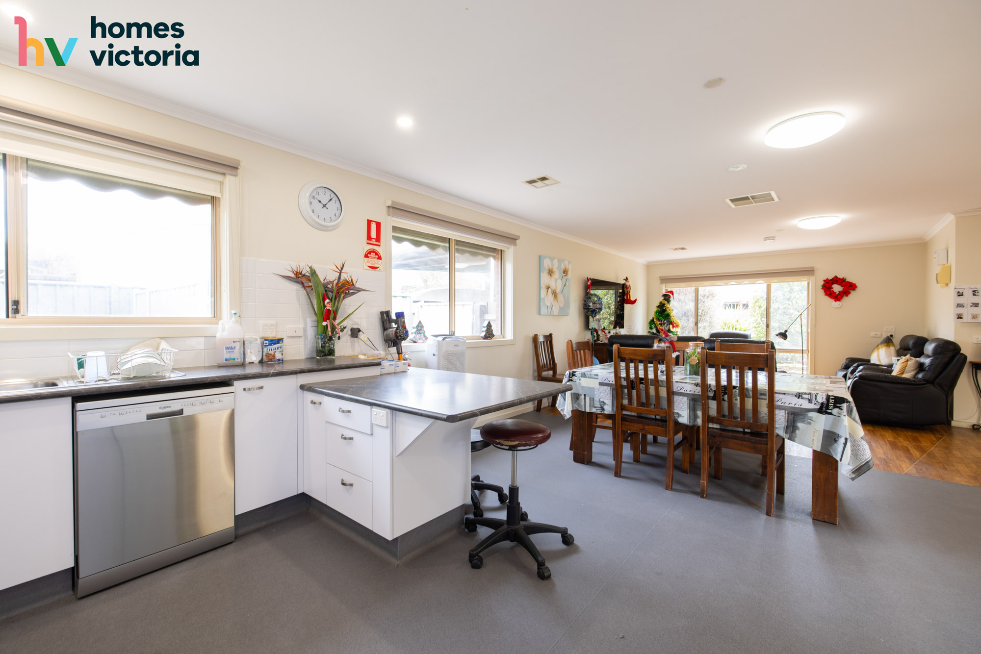 Peaceful living in sunny Sunbury — Home image 5