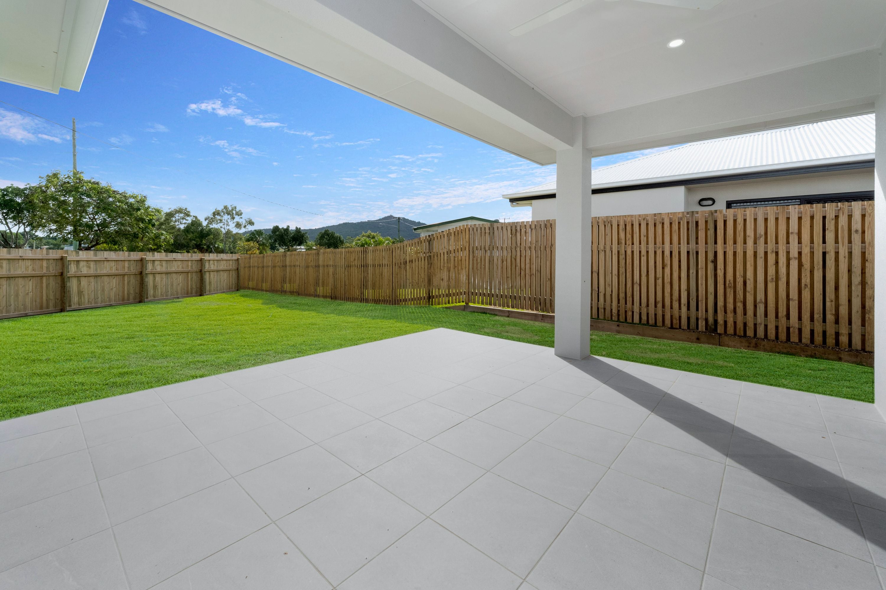 Space, Comfort, and Care — Right in the Heart of Townsville — Home image 20