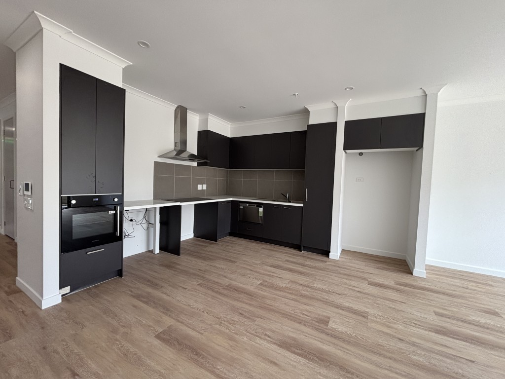 HPS 3 Resident + OOA HPS Home in Armstrong Creek, VIC — Home image 3
