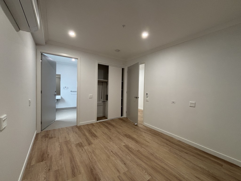 HPS 3 Resident + OOA HPS Home in Armstrong Creek, VIC — Home image 5
