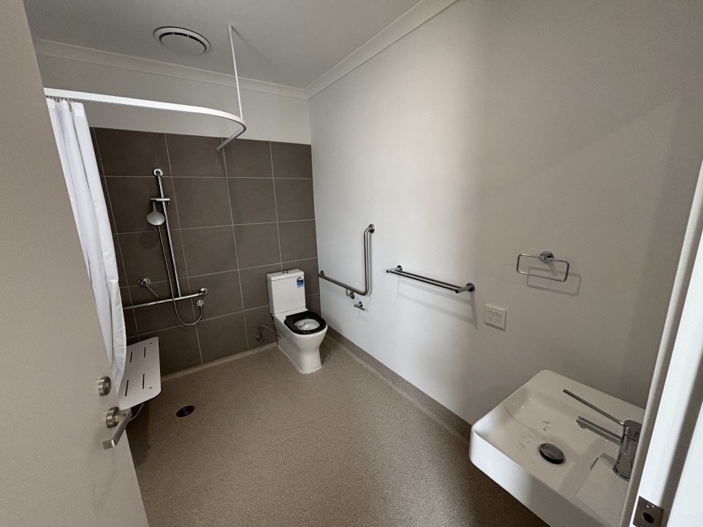 HPS 3 Resident + OOA HPS Home in Armstrong Creek, VIC — Home image 37