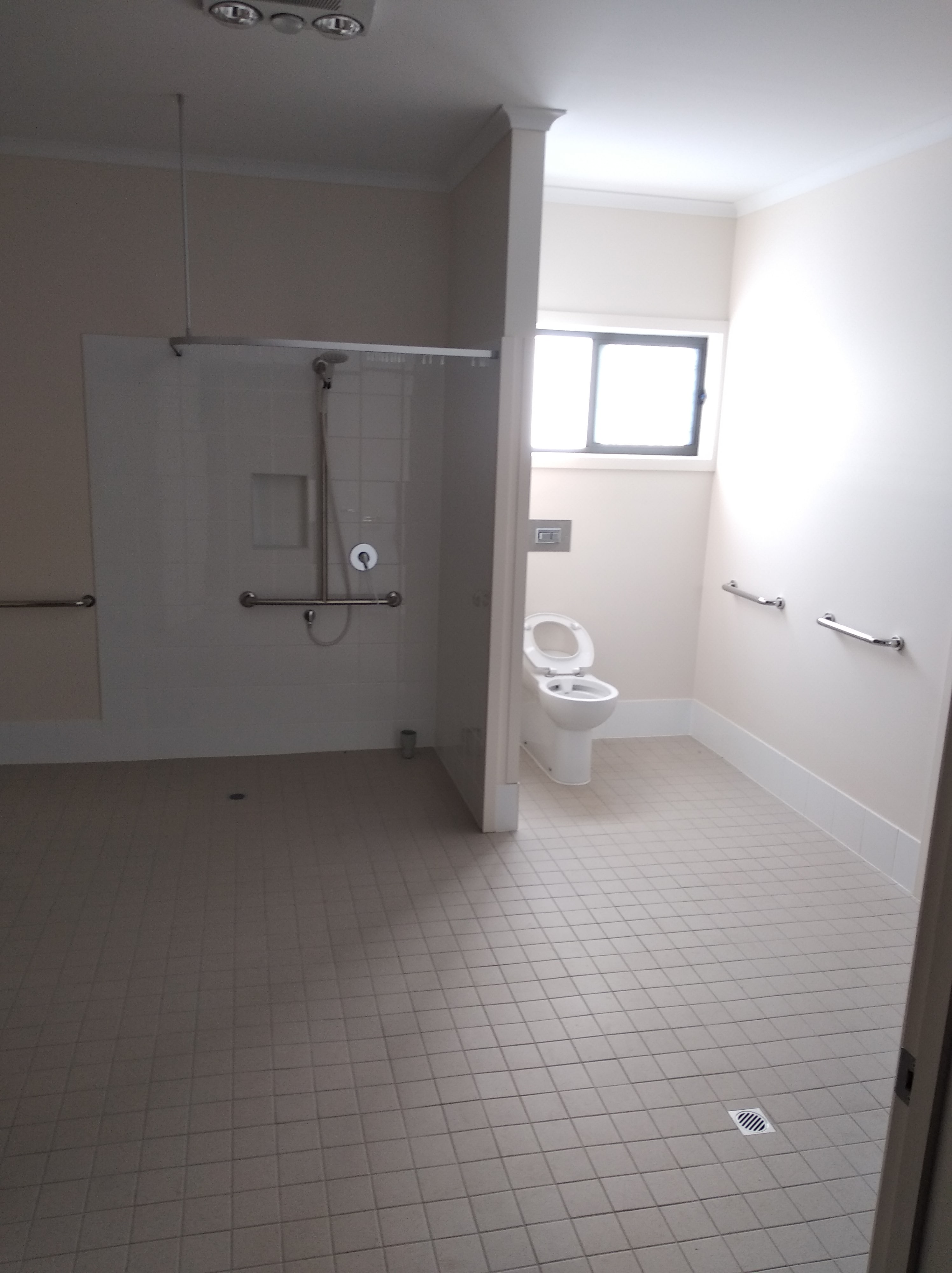 Salisbury - 1 Bedroom Available Now! - High Physical Support Share Home — Home image 3