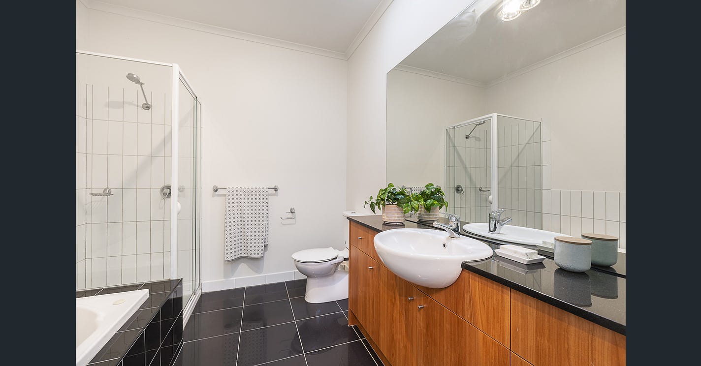 Henty House Hawthorn — Home image 3