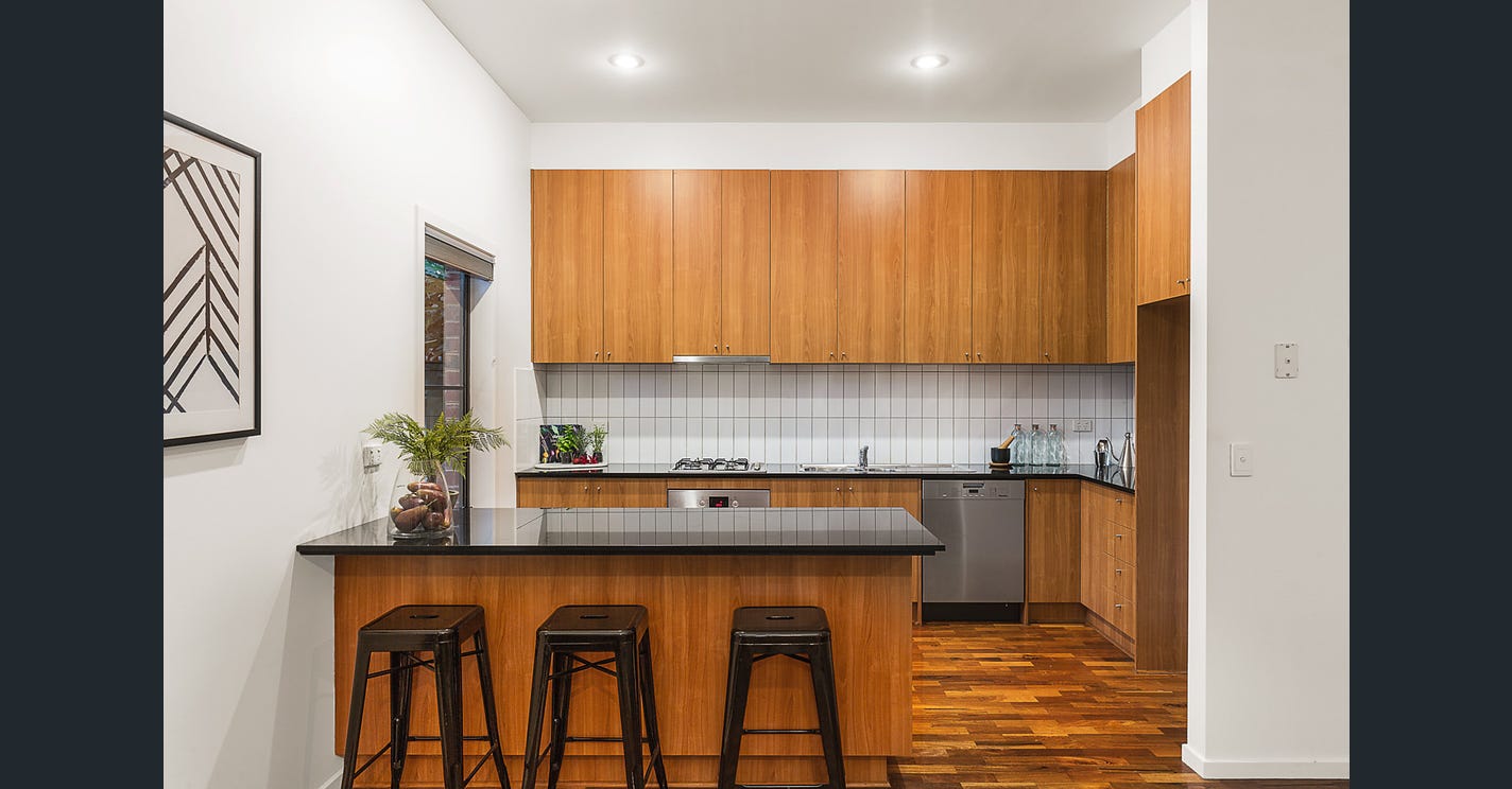 Henty House Hawthorn — Home image 4
