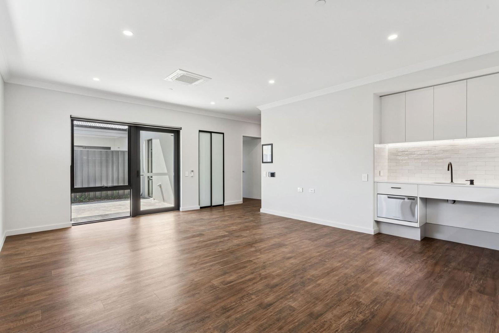 Individual 2-Bedroom Villas Close To Amenity Disability Accommodation — Home image 6