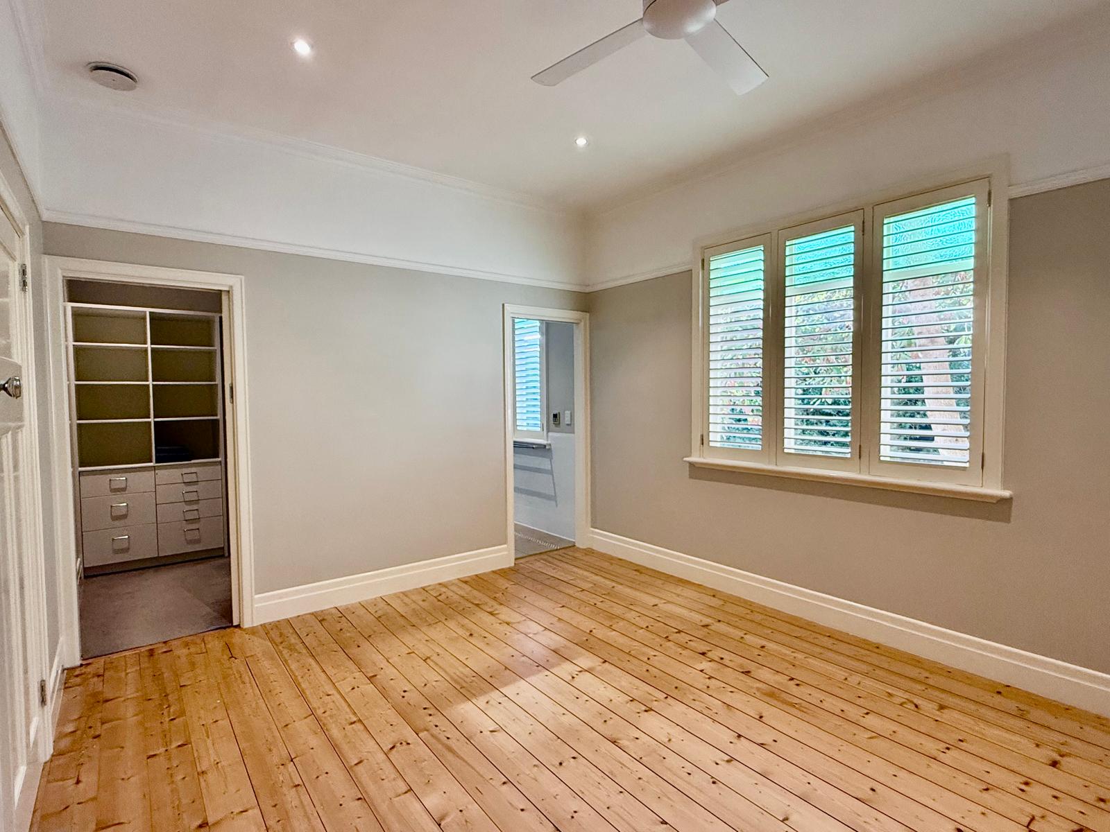 Charming SIL house in Cheltenham - Walking distance to Southland Westfield — Home image 5