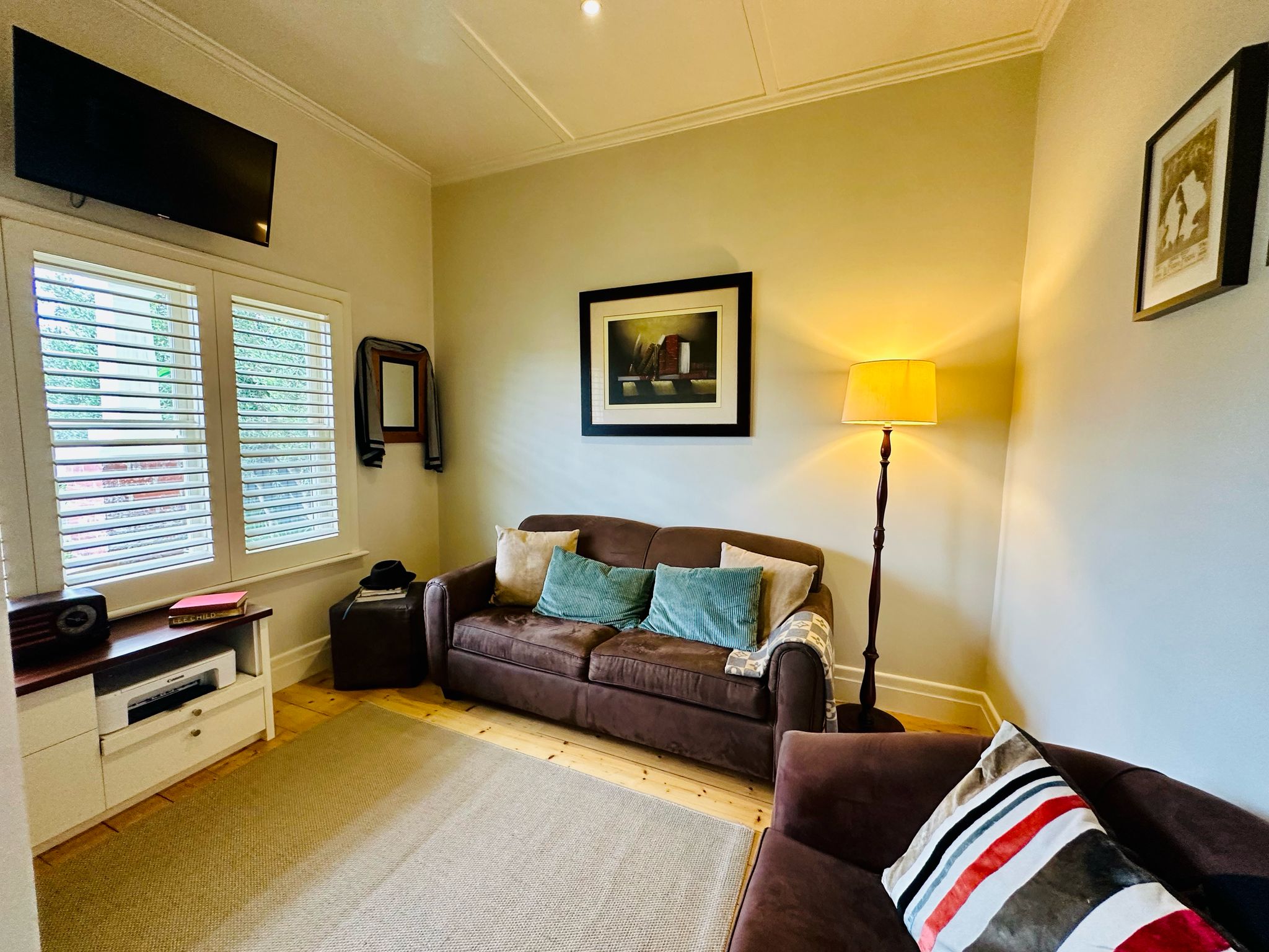 Charming SIL house in Cheltenham - Walking distance to Southland Westfield — Home image 19