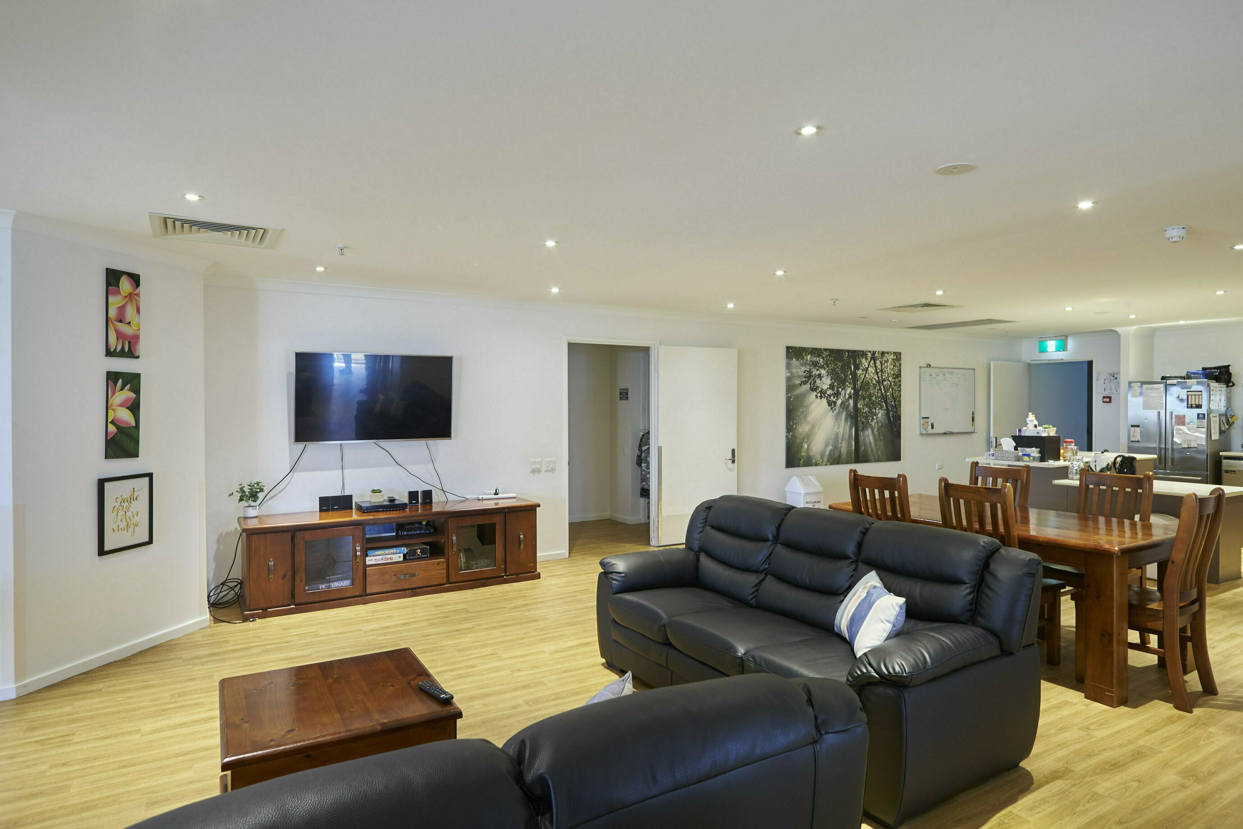 Spearwood – Melaleuca House — Home image 3