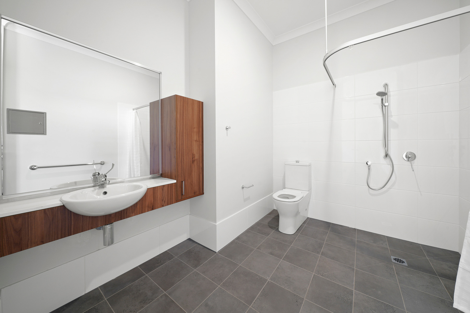 SDA HPS 2 Bedroom House plus OOA Port Macquire, NSW 221 — Home image 6