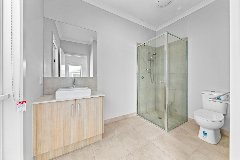 Side-by-Side Strength & Independence: Robust SDA with No Shared Spaces — Home image 16