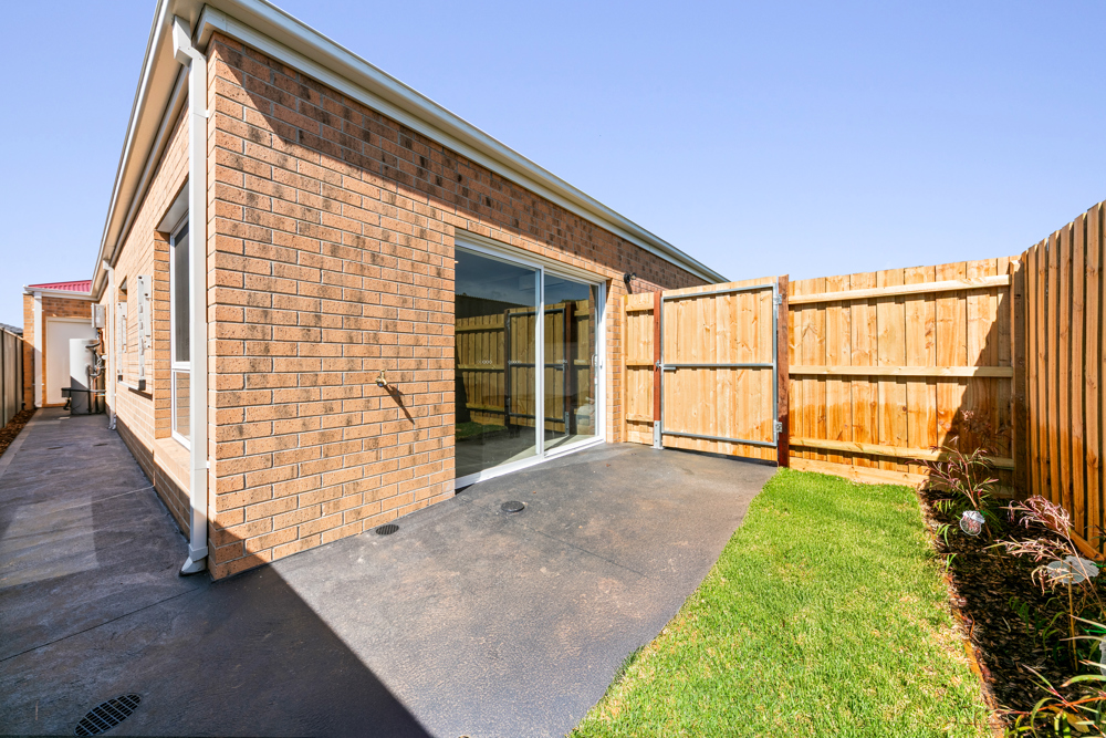 Side-by-Side Strength & Independence: Robust SDA with No Shared Spaces — Home image 21