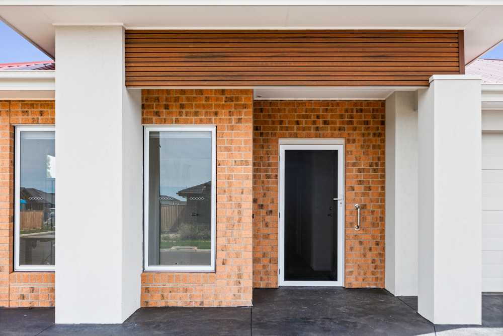Side-by-Side Strength & Independence: Robust SDA with No Shared Spaces — Home image 27