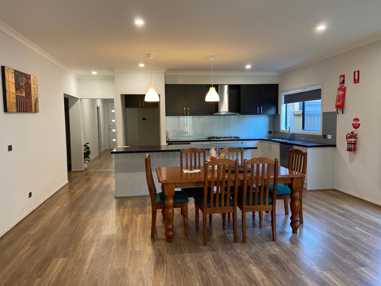 Warm & Inviting Home  (SIL) — Home image 2