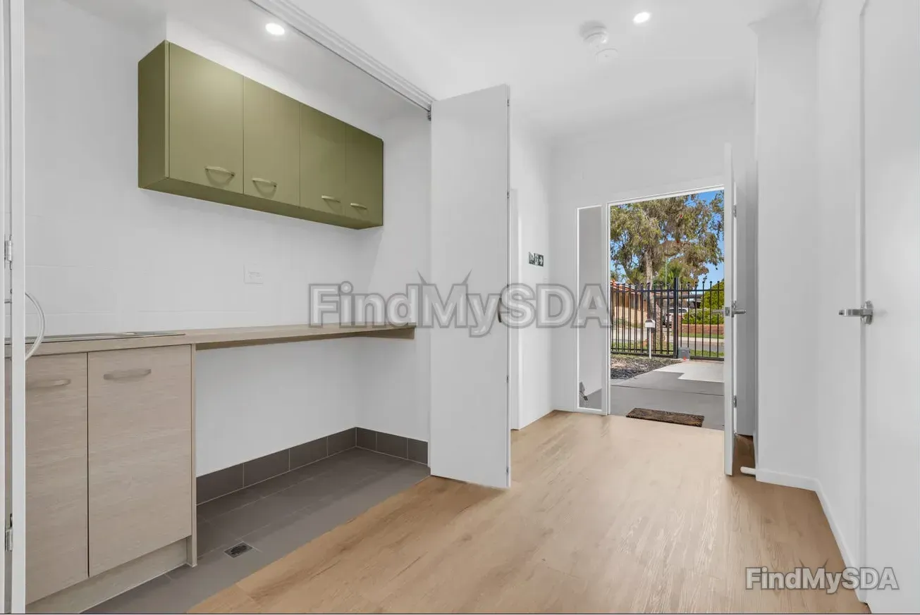 Paginton Crescent — Home image 4