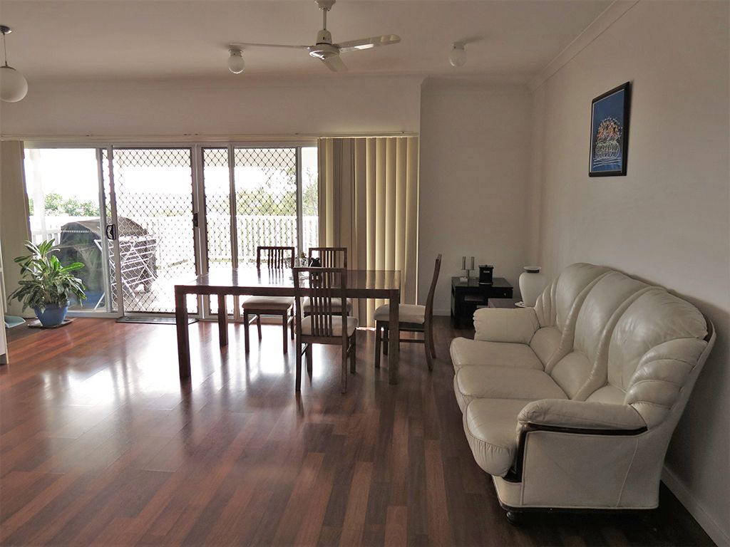Modern hilltop home on the Gold Coast — Home image 5