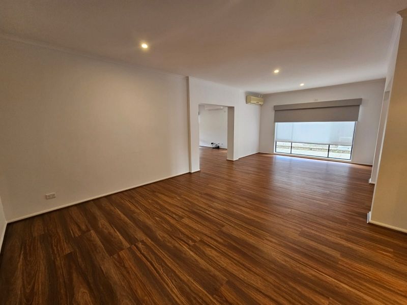 Charming SIL Home in Bentleigh VIC -MTA also Available! — Home image 2