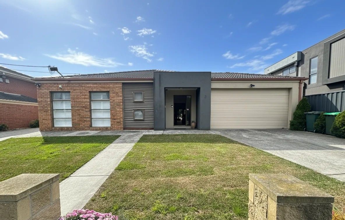 Charming SIL Home in Bentleigh VIC -MTA also Available! — Home image 4