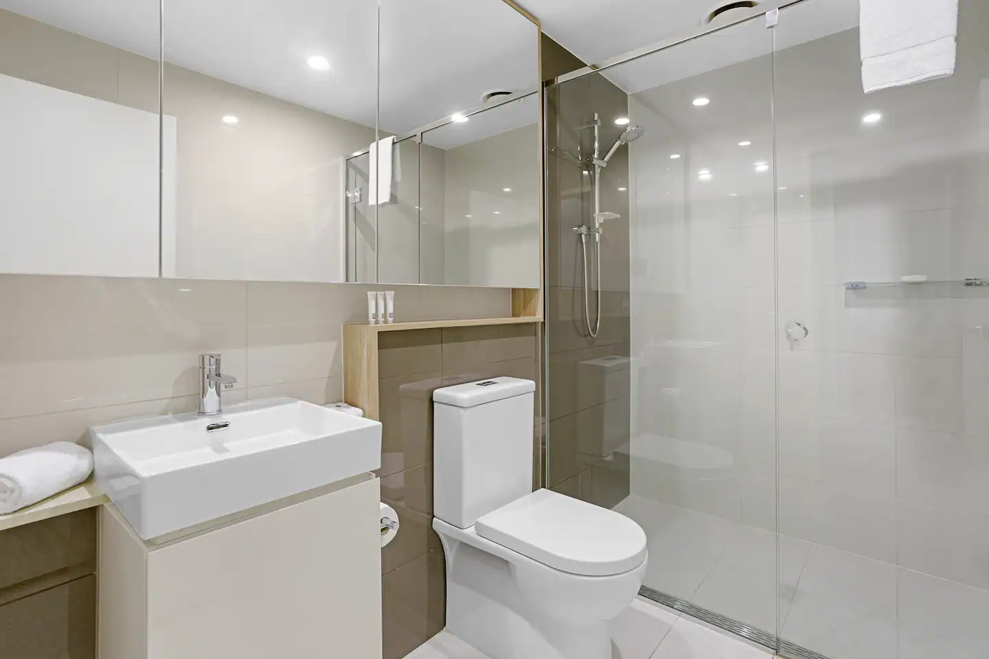 Accessible Accommodation in South Yarra - Available now for MTA/STA — Home image 4