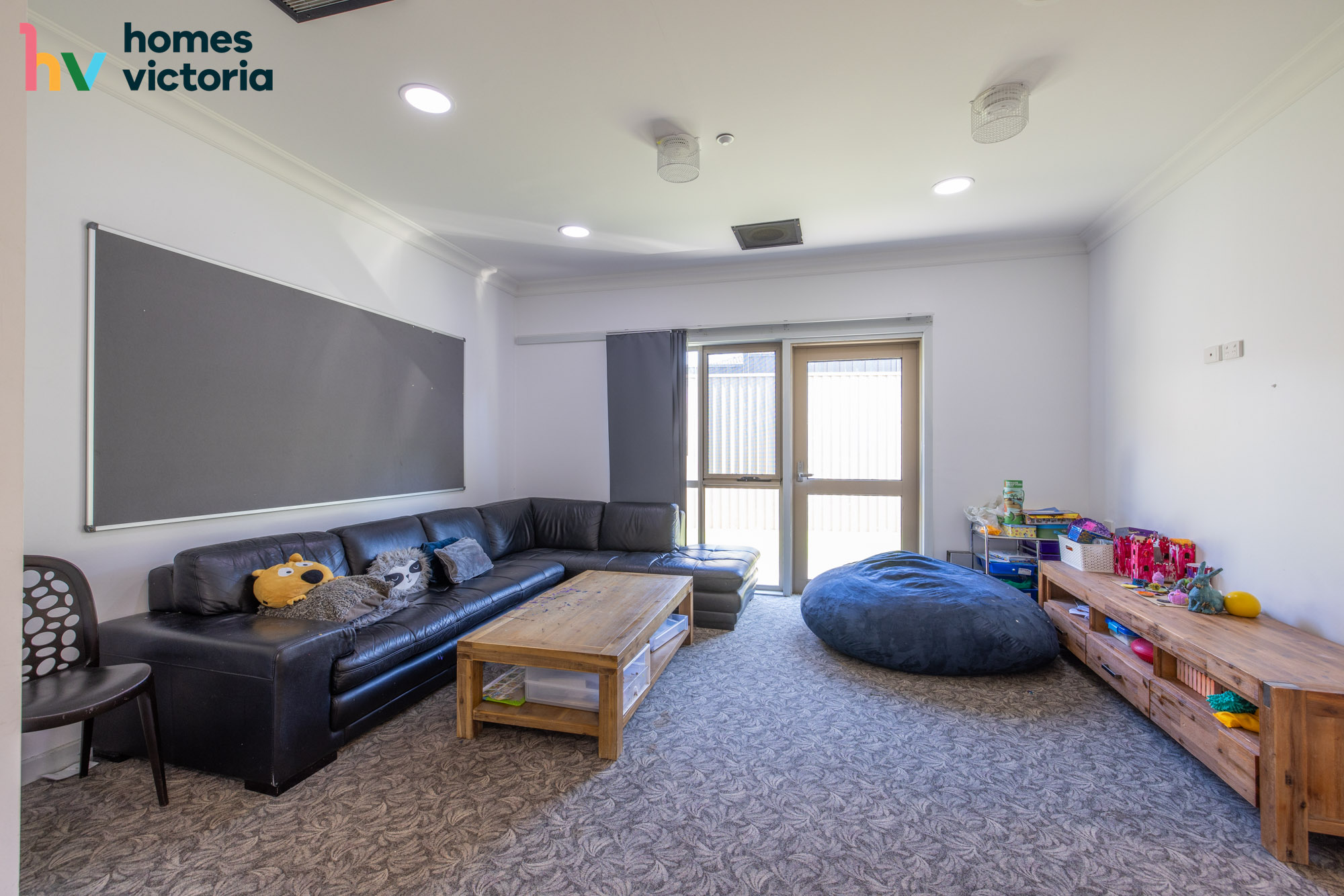 Room to move and high quality supports in this spacious robust built home — Home image 7