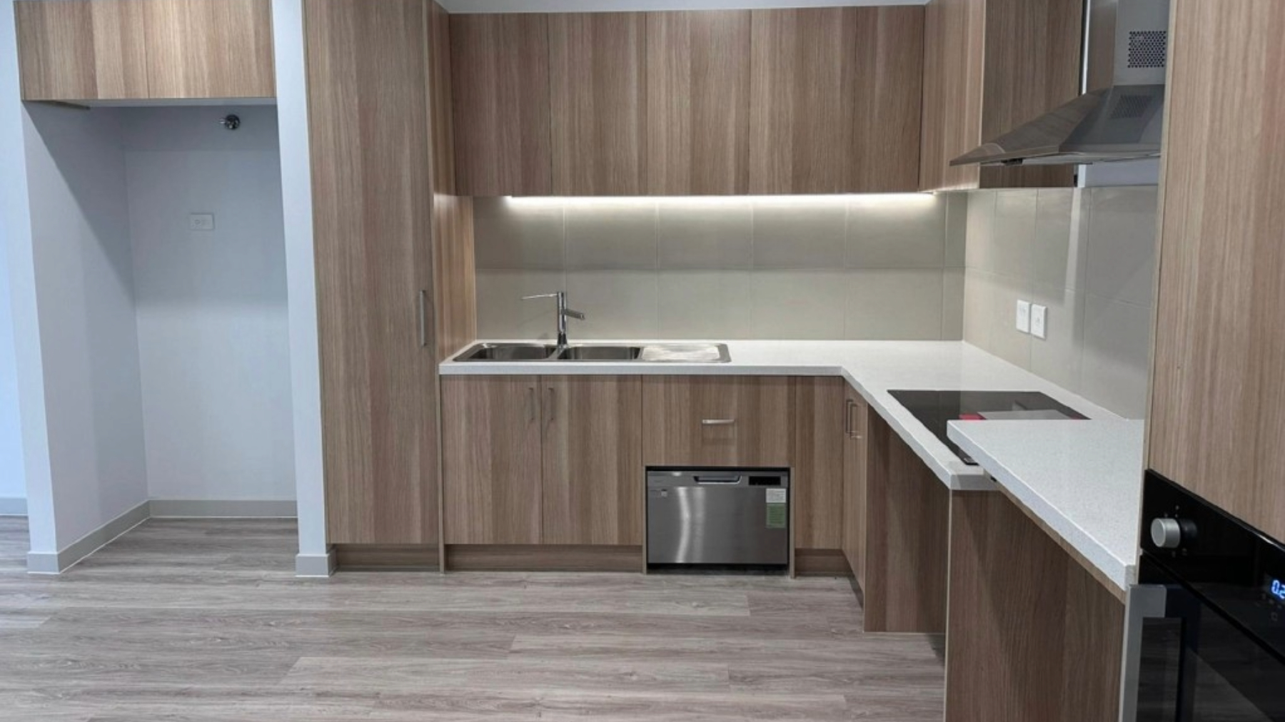 SDA HPS 3 Bedroom House plus OOA Beveridge, Vic 222 — Home image 4