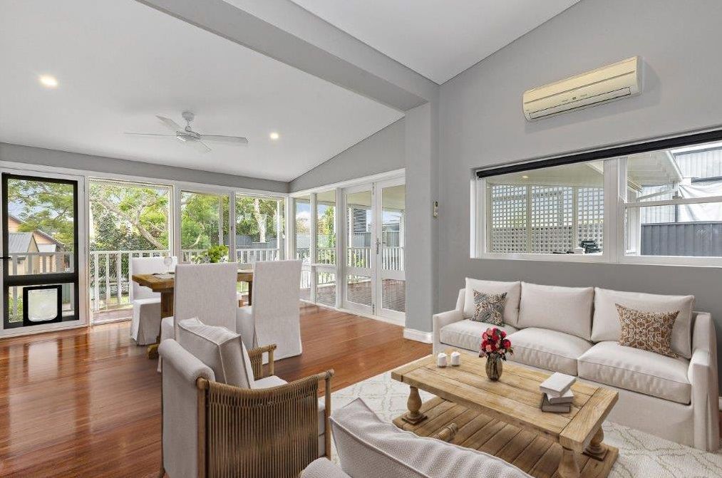 SIL Home in the heart of Eastwood - Beautiful and Timeless — Home image 2