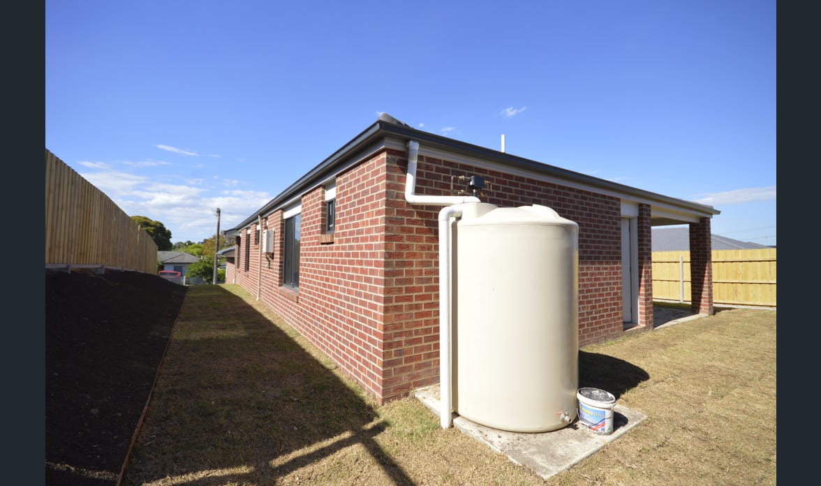 Hannah Street, Morwell– Accessible SIL Home with 3 Vacant Rooms — Home image 5